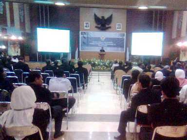sewa sistem penerjemah bahasa (rental interpreter system, sewa flipchart (rental flipchart), sewa mobil box (rental mobil box), sewa student chairs,sewa megaphone toa (rental megafon),sewa mesin fax (rental fax machine),sewa TV Plasma (rental plasma TV) sewa pc computer (rental komputer PC) sewa layar screen LCD (rental layar screen lcd) sewa printer (rental printer) sewa projector infocus (rental proyektor infokus) sewa OHP (rental OHP),sewa laptop (rental notebook) sewa mobil boks (rental mobil boks), dll